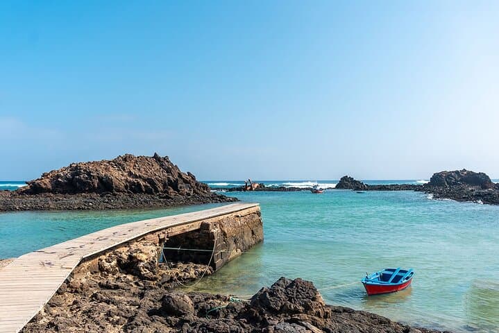 Ferry to Isla de Lobos from Corralejo: Complete Day-Trip Guide photo 2