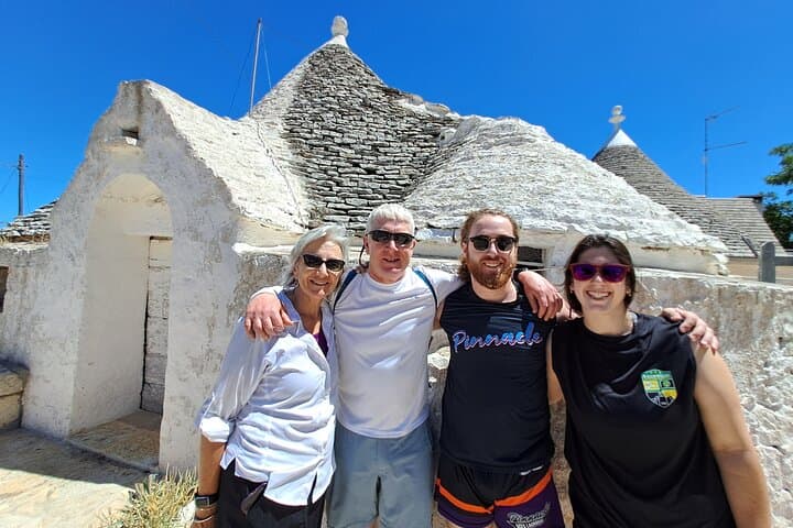 E-Bike Through Valle d'Itria: Locorotondo to Alberobello Day Tour photo 2