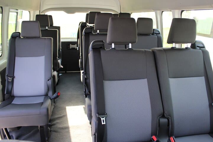 Dubai Airport Private Transfer: VIP Arrival & Departure Service photo 4