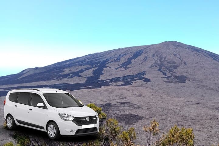 Private Tour to Piton de la Fournaise — Reunion Island Volcano Excursion
