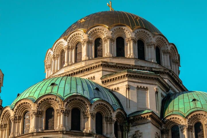 Golden Domes & Perfect Light: Photoshoot at Alexander Nevsky Cathedral, Sofia photo 3