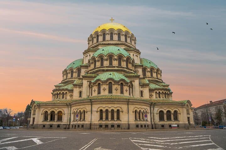 Golden Domes & Perfect Light: Photoshoot at Alexander Nevsky Cathedral, Sofia photo 6