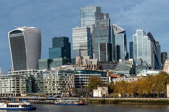 Self-Guided London: Explore the City's Commercial Capital photo 2
