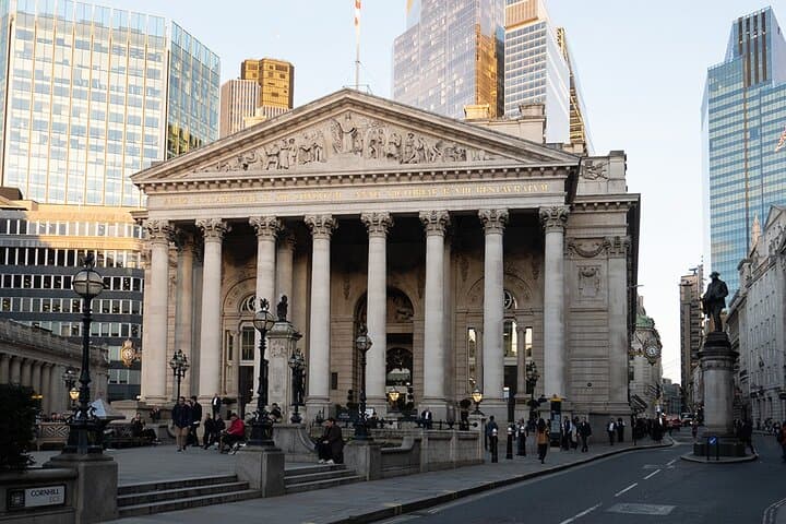 Self-Guided London: Explore the City's Commercial Capital photo 5