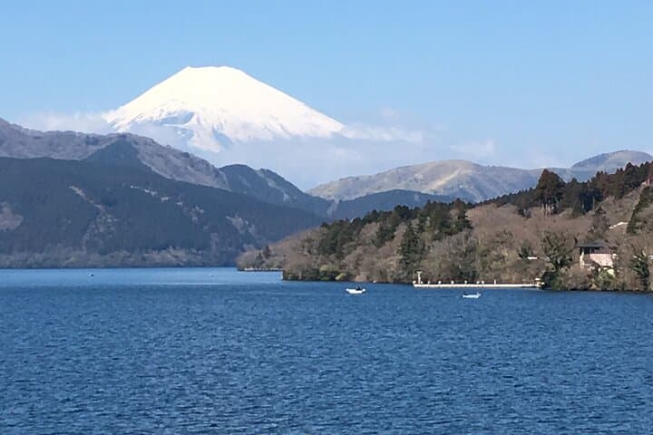 Full-Day Hakone Tour: Owakudani Views, Lake Ashi Cruise & Onsen photo 1