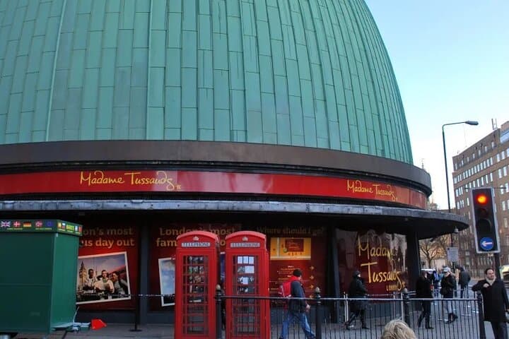 Thames River Cruise & Madame Tussauds Combo: London Day-Trip Guide photo 3