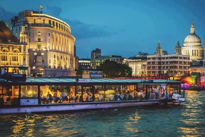 Thames River Cruise & Madame Tussauds Combo: London Day-Trip Guide photo 4