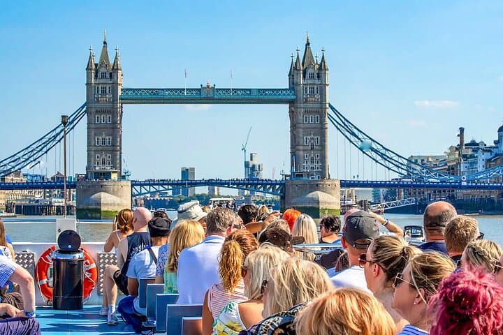 Thames River Cruise & Madame Tussauds Combo: London Day-Trip Guide photo 5