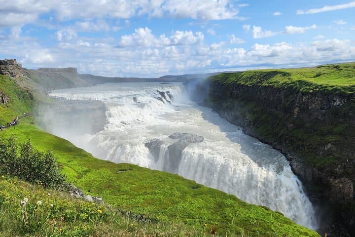 Private Golden Circle Tour with Kerid Crater — Day Trip from Reykjavík photo 3