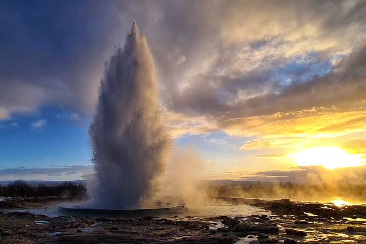 Private Golden Circle Tour with Kerid Crater — Day Trip from Reykjavík photo 5