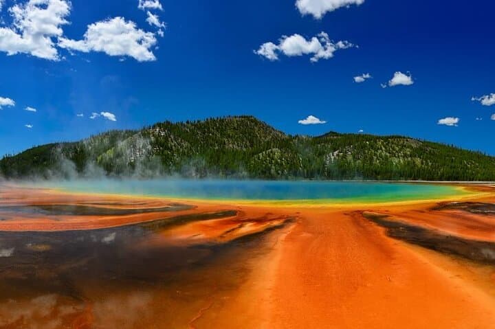 Old Faithful Snow Lodge & Grand Teton: 5-Day Small-Group Yellowstone Adventure photo 4