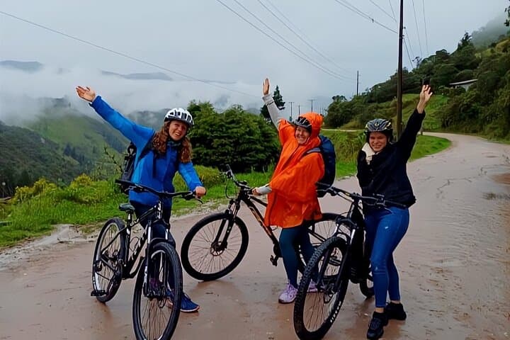 Descent of the Andes: 25-Mile MTB Downhill from Cuenca