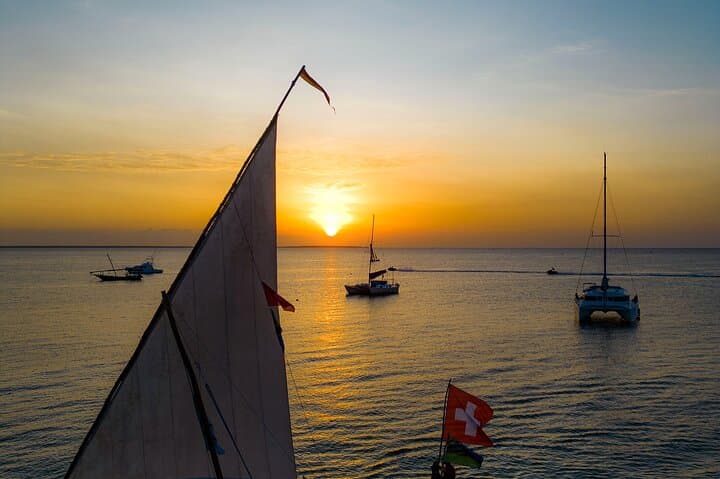 Private Dhow Sail & Snorkel to Mnemba Sandbank — Full-Day Zanzibar Experience photo 3