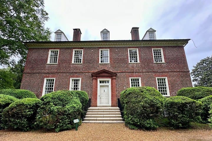 Private Tour from Williamsburg to Berkeley Plantation: Historic James River Estate Day Trip photo 2