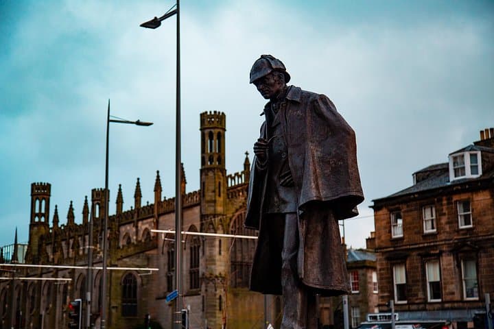 Sherlock Holmes Private Walking Tour & Puzzle Hunt in Edinburgh photo 6