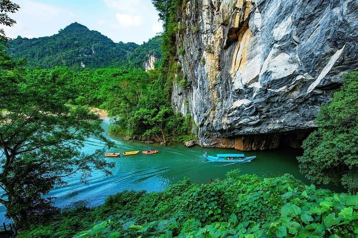 Day Trip to Paradise Cave from Hue — Explore Asia's Longest Dry Cave & Quang Tri History photo 1