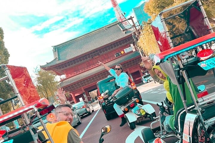 Ginza Go-Kart Through Tokyo: Drive Past Tokyo Tower and the Imperial Palace photo 2