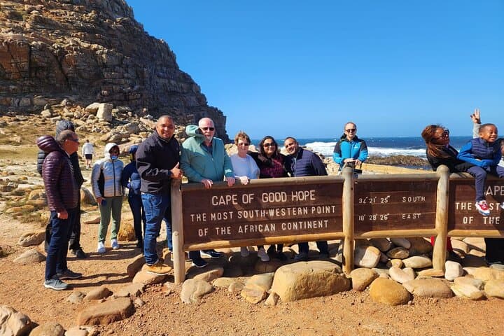 Cape Peninsula Scenic Drive: Cape Point, Boulders Penguins & Chapman’s Peak photo 4