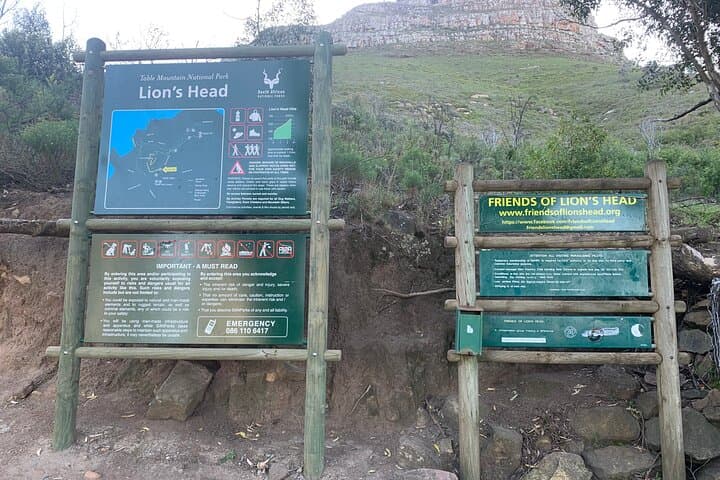Sunrise & Sunset Hike on Lion's Head — Guided Cultural Walk in Cape Town