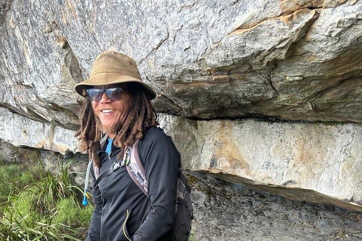 Sunrise & Sunset Hike on Lion's Head — Guided Cultural Walk in Cape Town photo 2