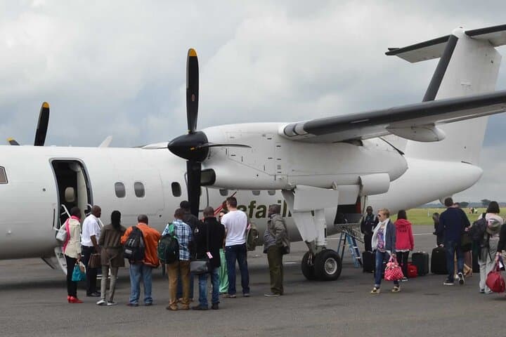 8-Day Kenya Flying Safari: Serena Lodges in Samburu, Masai Mara & Amboseli