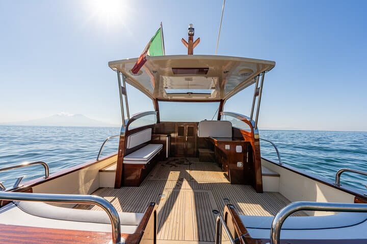 Private Luxury Speedboat to Capri: Full-Day Circumnavigation from Sorrento & Amalfi Coast photo 3