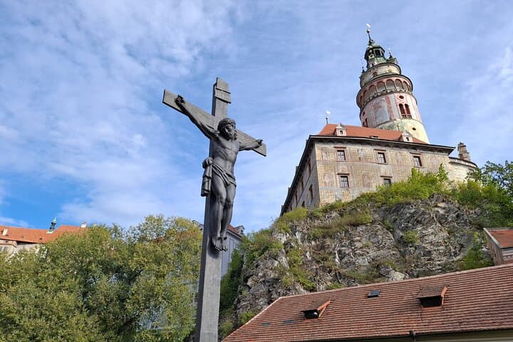 Explore Český Krumlov: Private Day Trip to UNESCO Renaissance Town (Tickets Included) photo 6