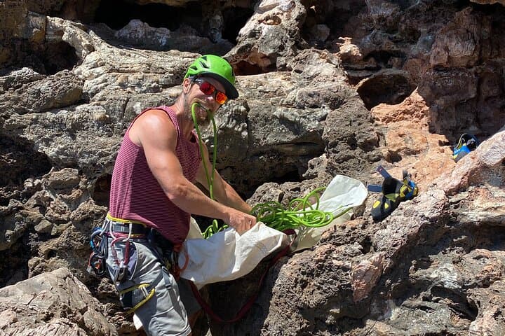 Mastering Lead Climbing Over Four Days on Algarve’s Rugged Cliffs photo 3