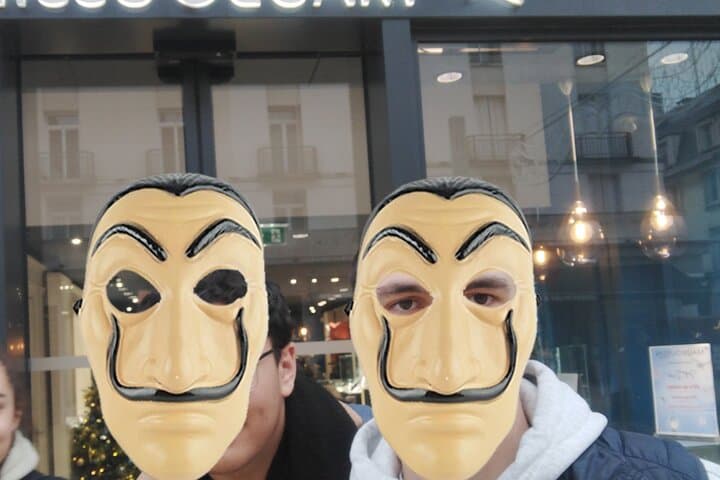 Outdoor Escape Game in Tours — Team Heist City Adventure photo 5