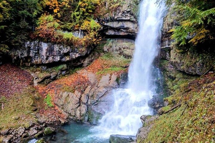 Giessbach Waterfall and CLOY Pier: Private Sightseeing Tour from Interlaken
