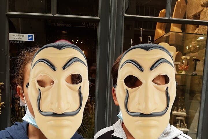 Outdoor Heist Escape Game in Nantes — Self-Guided Team Adventure photo 4