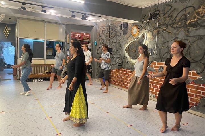 Namaste Bollywood: Learn Bollywood Dance in Jaipur Studio photo 4