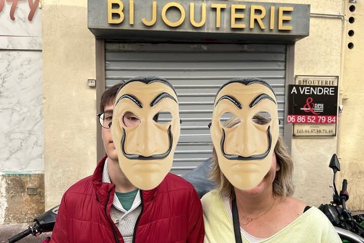 Montpellier Urban Heist: Outdoor Escape Game & Team Puzzle Tour photo 3