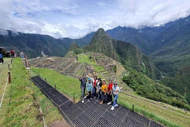 2-Day Inca Trail to Machu Picchu from Cusco — Short Trek via the Sun Gate photo 3