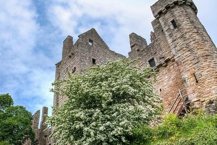 Private Edinburgh Black Cab Tour to the Scottish Borders: Craigmillar, Roslin & Abbotsford in a Day photo 5