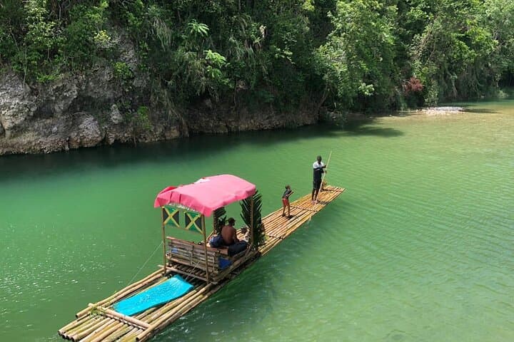 Rio Nuevo Rafting: Calm River Float Near Ocho Rios for All Levels