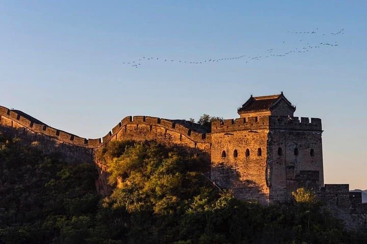 Jinshanling Great Wall & Gubei Water Town: 2-Day Cultural and Scenic Overnight photo 4