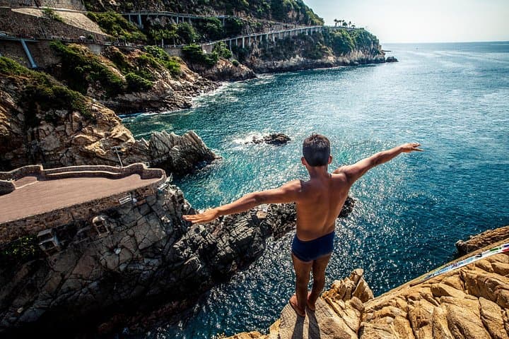 Private Car & Guided Half-Day Tour in Acapulco — Coast, Culture & Cliff Divers photo 5