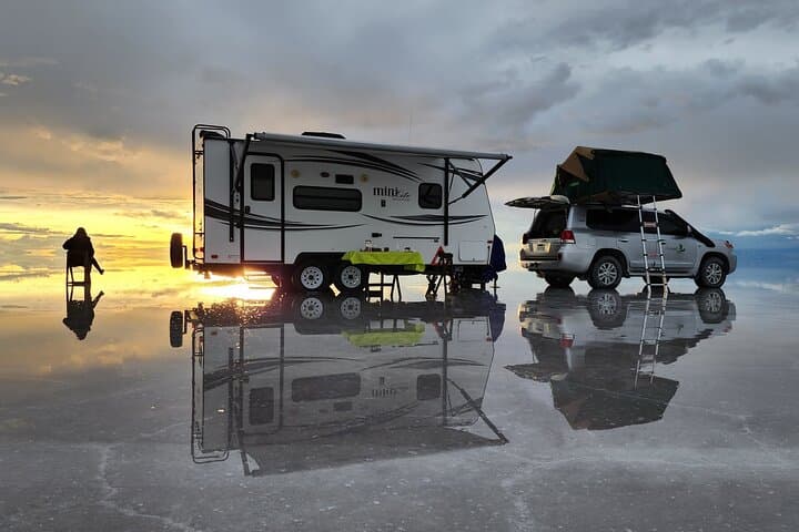 RV Camper Under the Stars: 3-Day Uyuni Overlander on the Salar de Uyuni photo 2