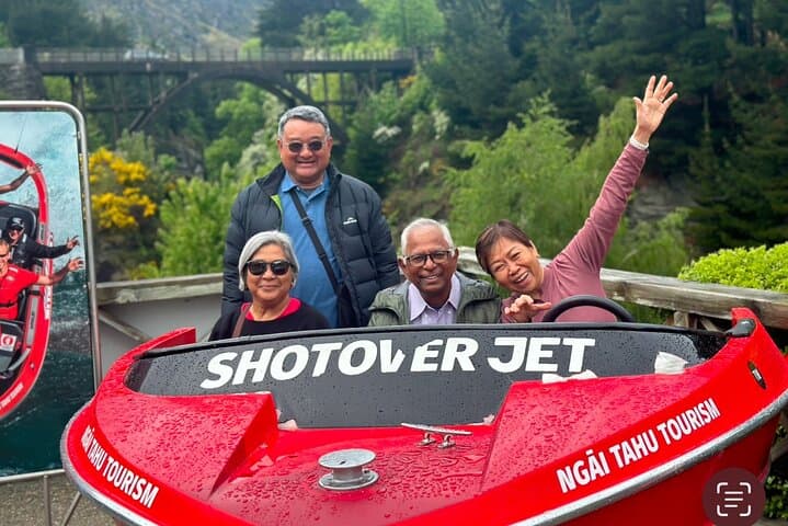 Queenstown to Wanaka Private Day Tour — Crown Range, Arrowtown & Wanaka Highlights