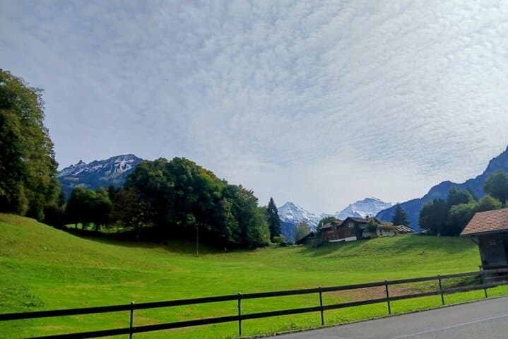 Private Interlaken Waterfall Tour: Lauterbrunnen, Staubbach & Iseltwald in 3 Hours photo 2