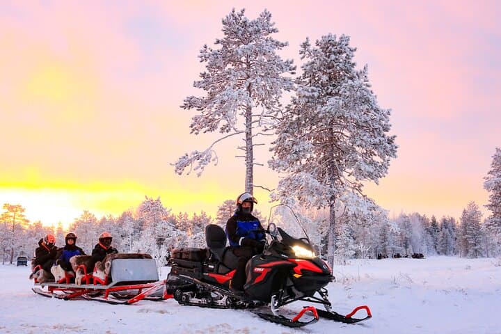 Family Snowmobile Sledge Ride in Rovaniemi — Lapland Winter Excursion photo 2