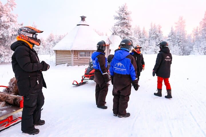 Family Snowmobile Sledge Ride in Rovaniemi — Lapland Winter Excursion photo 4