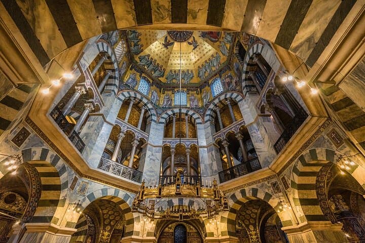 Self-Guided Aachen Cathedral Audio Tour — Explore Charlemagne's Imperial Church photo 3