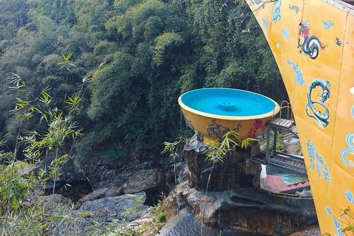 Overnight Treehouse Hot Springs & Tianmen Ditch National Park from Guangzhou photo 4