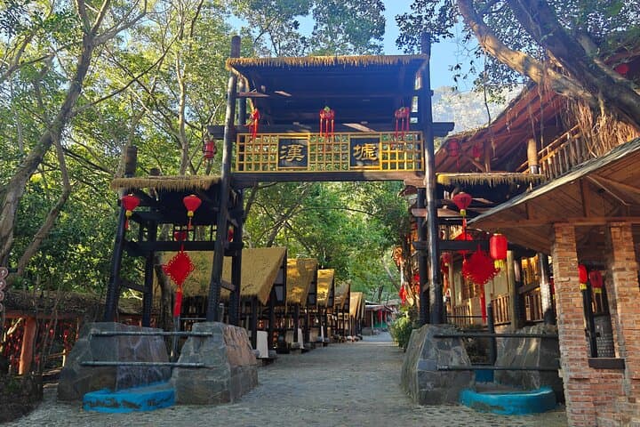 Overnight Treehouse Hot Springs & Tianmen Ditch National Park from Guangzhou photo 6
