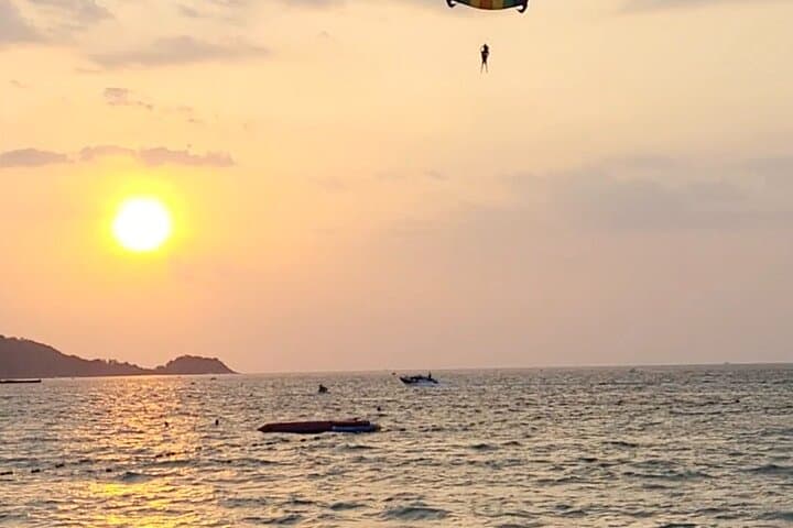 Parasailing Over Patong Bay — Bird’s-Eye Views of Phuket’s Coastline photo 5