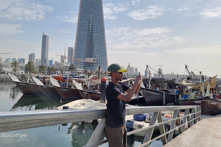 Half-Day Kuwait City & Desert Tour — Mosques, Souqs, Camels & Coastal Dunes photo 4
