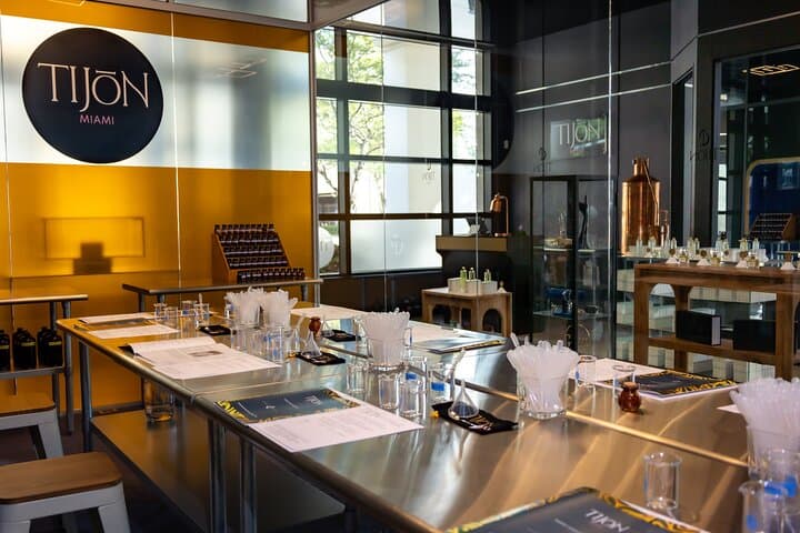 Miami Perfume Making Workshop: Create Your Signature Scent in 90 Minutes photo 6