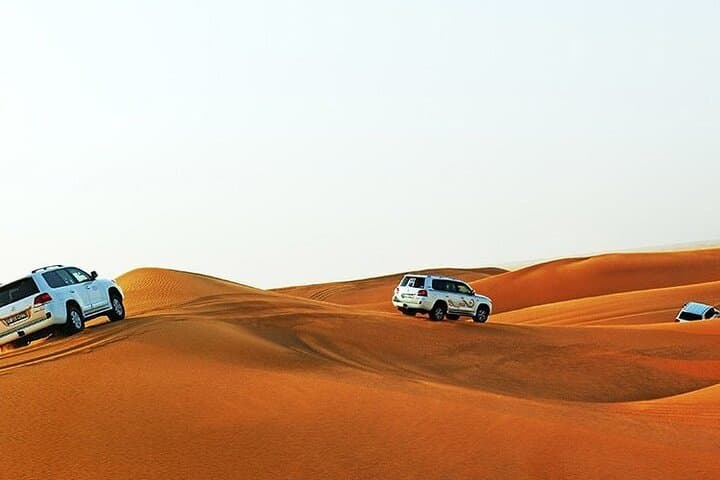 Ras Al Khaimah Evening Desert Safari & BBQ: Dune Bashing, Bedouin Culture, and Sunset